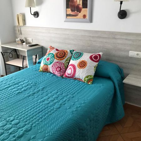 Hostal Argentina Касерес Екстер'єр фото