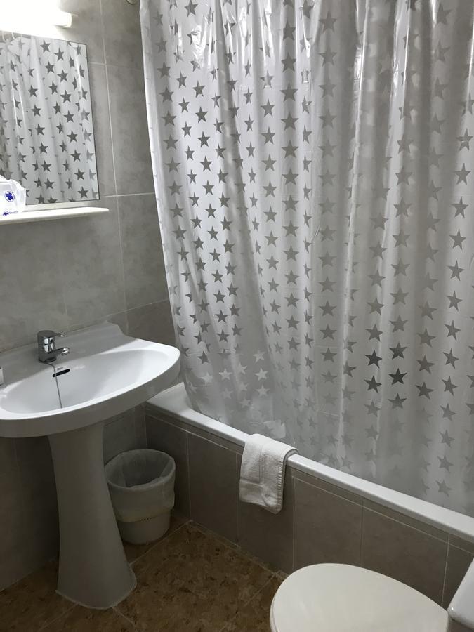 Hostal Argentina Касерес Екстер'єр фото