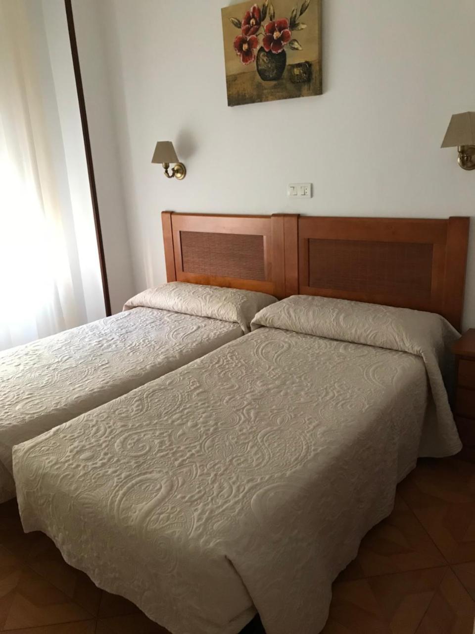 Hostal Argentina Касерес Екстер'єр фото