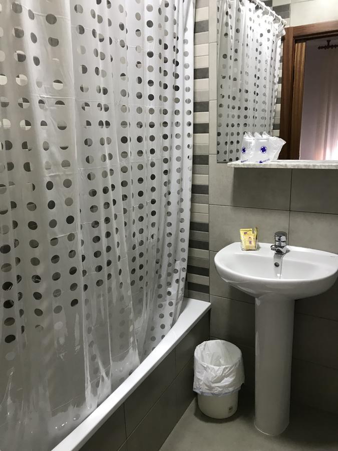 Hostal Argentina Касерес Екстер'єр фото